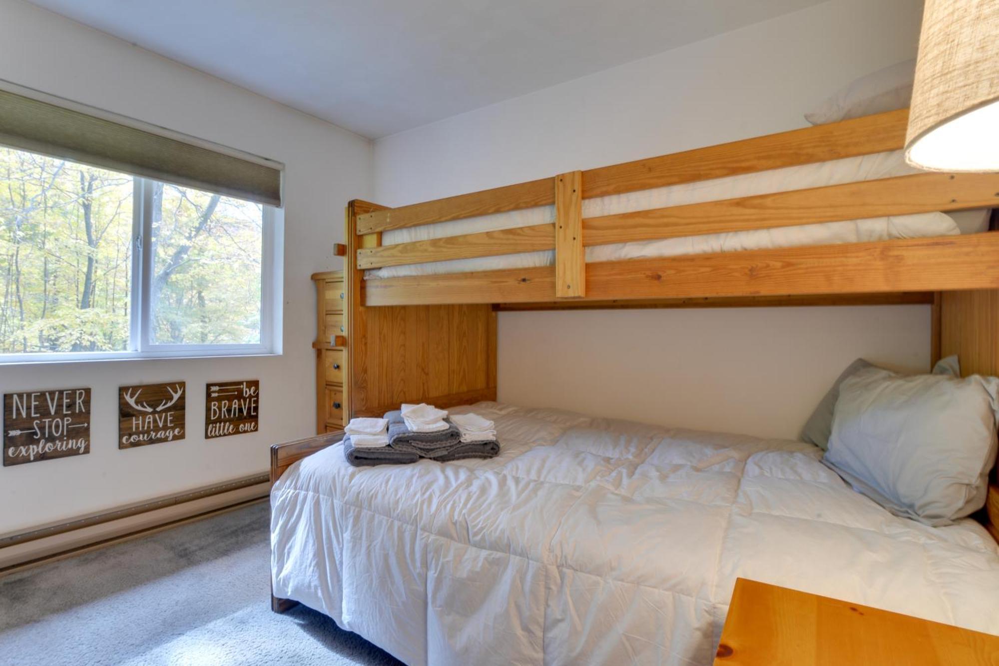 Charming Hidden Valley Resort Home Walk To Slopes Champion Εξωτερικό φωτογραφία